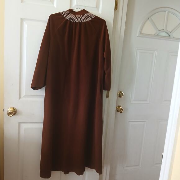 Vintage Vanity Fair Brown Long Sleeve Nightgown 70s-80s Cozy Lounge Dress M - Picture 3 of 10